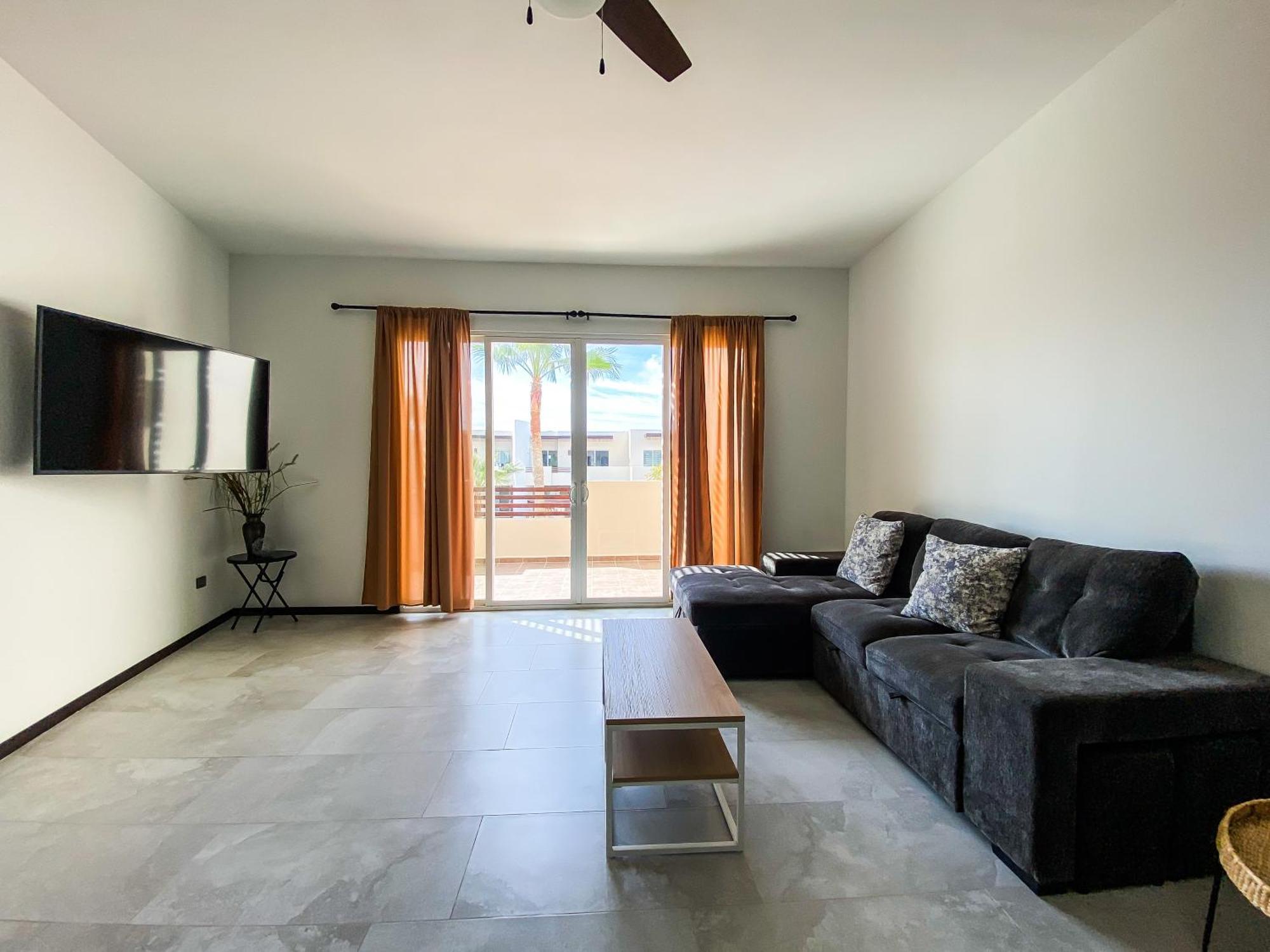 New Built Condo Minutes To Beach! 푸에르토페나스코 외부 사진