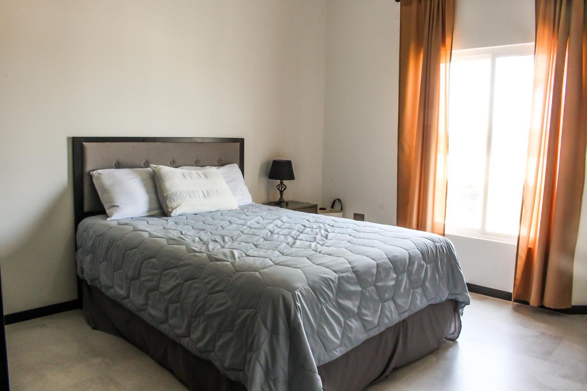 New Built Condo Minutes To Beach! 푸에르토페나스코 외부 사진